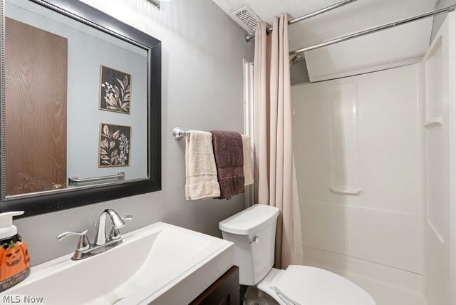14924 Carol Drive, Maple Heights, OH 44137