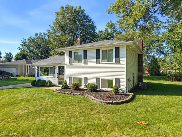 14924 Carol Drive, Maple Heights, OH 44137
