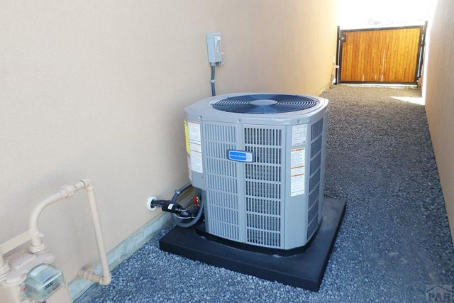 1450 E Farley Ave, Pueblo West, CO 81007