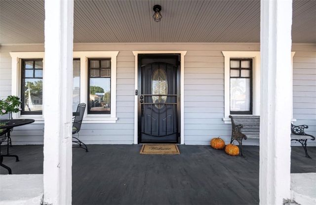 529 E Latham Avenue, Hemet, CA 92543