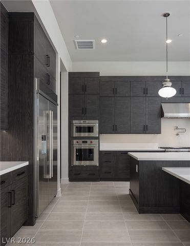 11050 Desert Heights Avenue, Las Vegas, NV 89135
