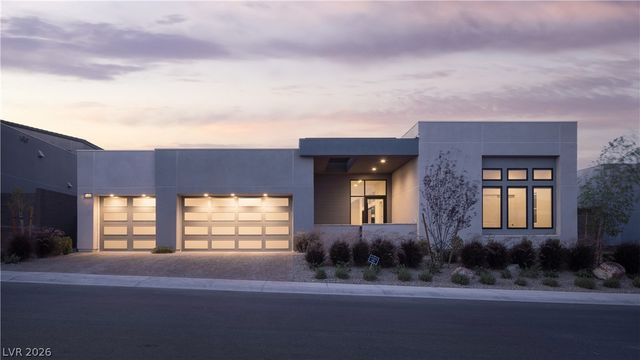11050 Desert Heights Avenue, Las Vegas, NV 89135