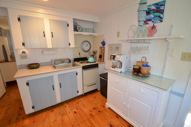 194 Captain Chase Road UNIT 8, Dennis Port, MA 02639