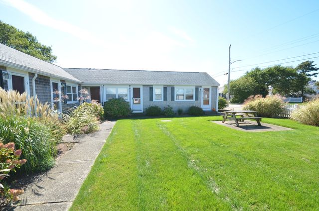 194 Captain Chase Road UNIT 8, Dennis Port, MA 02639