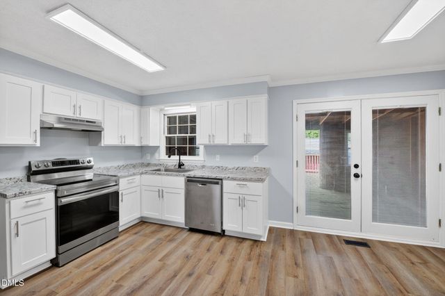 5206 Southport Road, Fayetteville, NC 28311