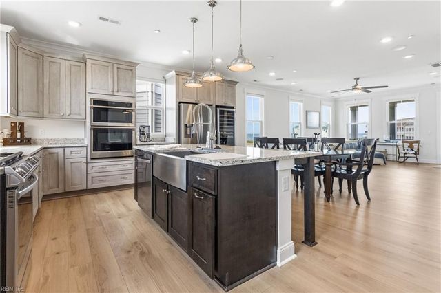 9681 Shore DR, Norfolk, VA 23518