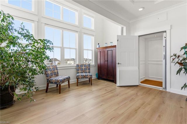 9681 Shore DR, Norfolk, VA 23518