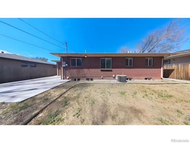 1370 S Eaton Court, Lakewood, CO 80232