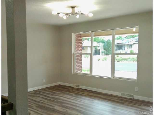 1370 S Eaton Court, Lakewood, CO 80232