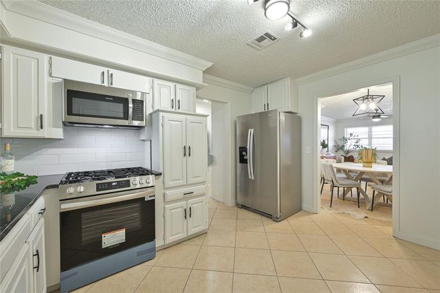 933 Brown Drive, Midwest City, OK 73110