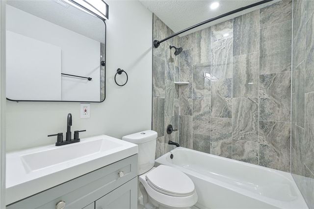 933 Brown Drive, Midwest City, OK 73110