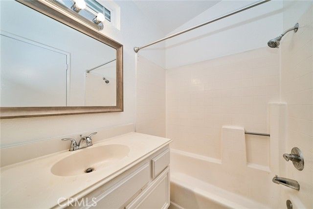 14318 Hillcrest, Fontana, CA 92337