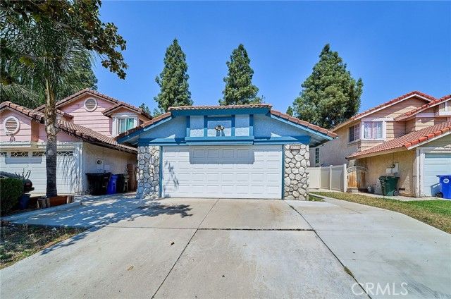 14318 Hillcrest, Fontana, CA 92337