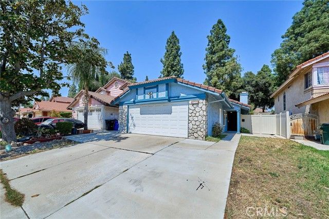 14318 Hillcrest, Fontana, CA 92337