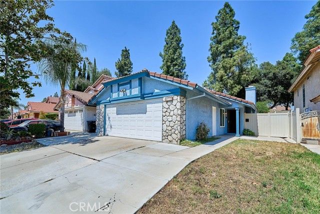 14318 Hillcrest, Fontana, CA 92337