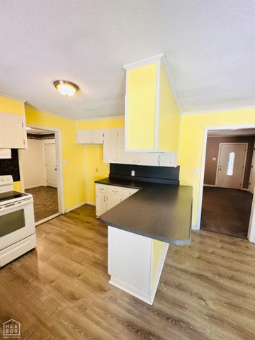 208 Forrest, Newport, AR 72112