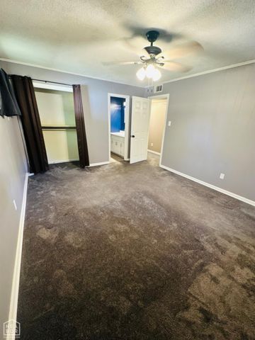 208 Forrest, Newport, AR 72112