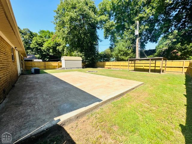 208 Forrest, Newport, AR 72112