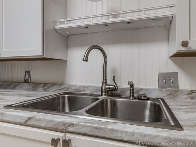 1012 N Forest Place, Jenks, OK 74037