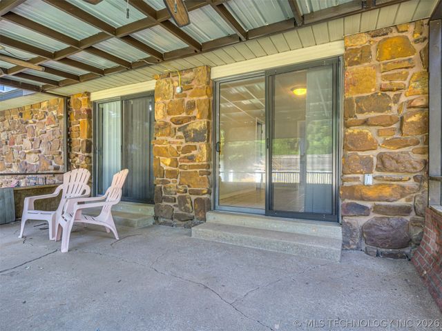 1012 N Forest Place, Jenks, OK 74037