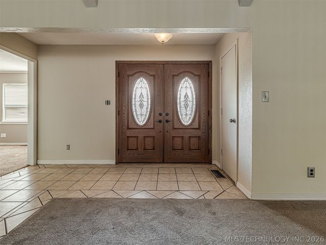 1012 N Forest Place, Jenks, OK 74037