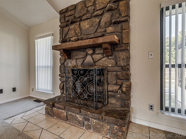 1012 N Forest Place, Jenks, OK 74037