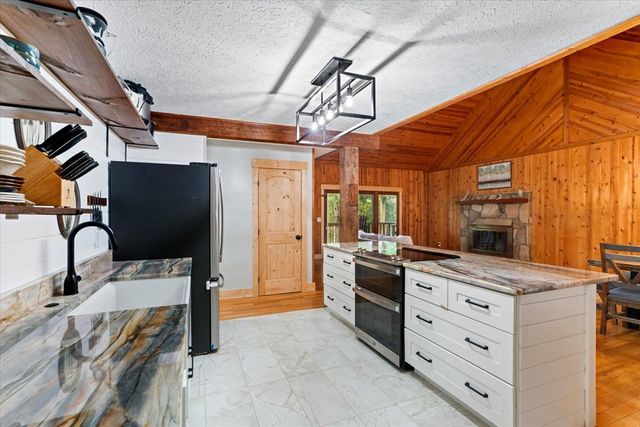 1008 Turkey Trot Drive, Blairsville, GA 30512