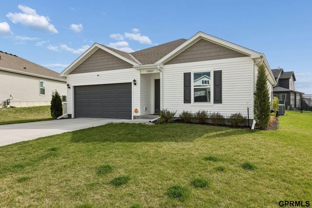 10807 S 177Th Street, Omaha, NE 68136