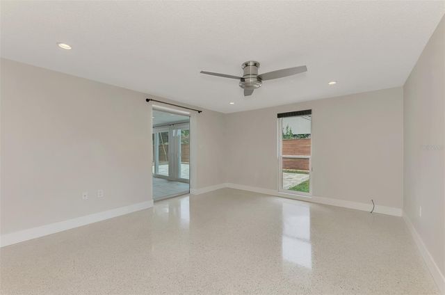 2920 GULF GATE DRIVE, Sarasota, FL 34231