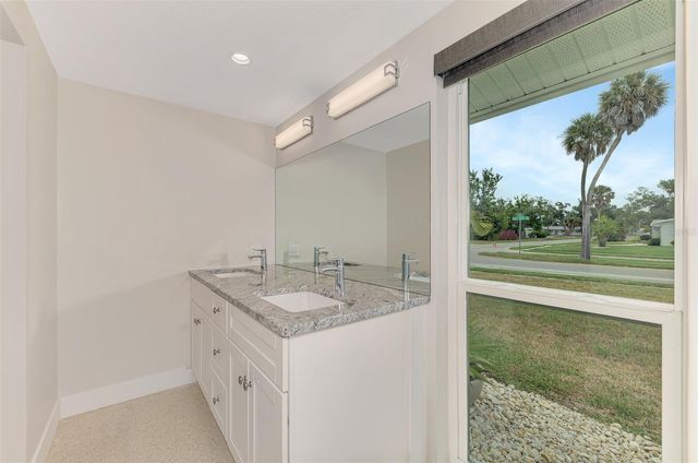 2920 GULF GATE DRIVE, Sarasota, FL 34231