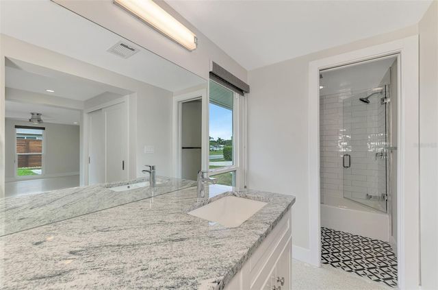 2920 GULF GATE DRIVE, Sarasota, FL 34231