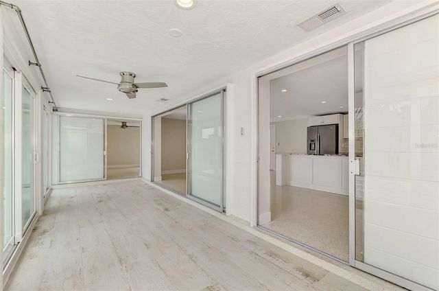 2920 GULF GATE DRIVE, Sarasota, FL 34231