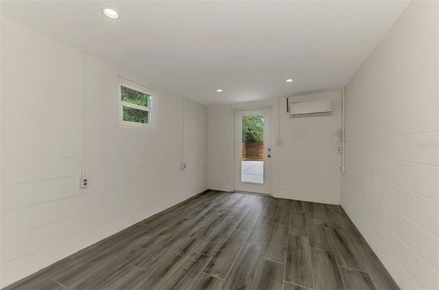 2920 GULF GATE DRIVE, Sarasota, FL 34231