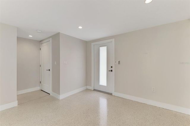 2920 GULF GATE DRIVE, Sarasota, FL 34231