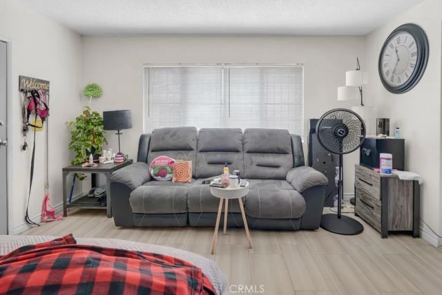 116 E Alondra, Compton, CA 90220
