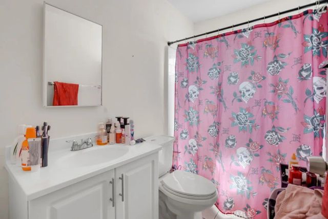 116 E Alondra, Compton, CA 90220