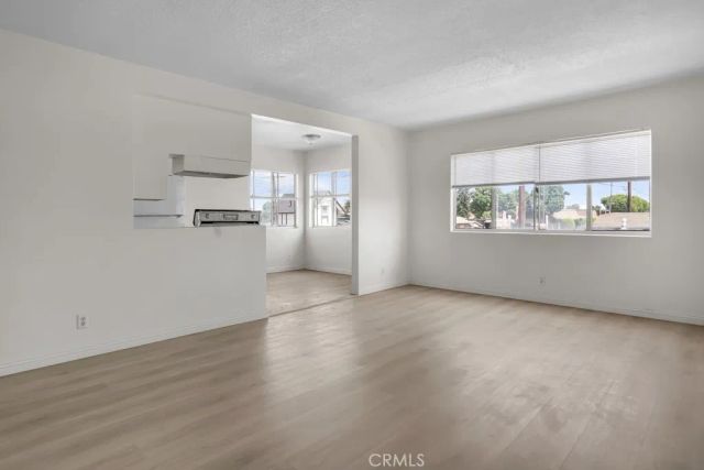 116 E Alondra, Compton, CA 90220