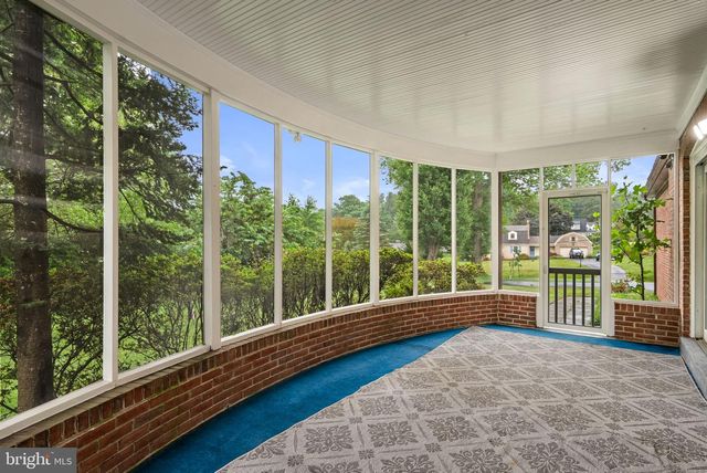 17701 STONERIDGE DR, Gaithersburg, MD 20878