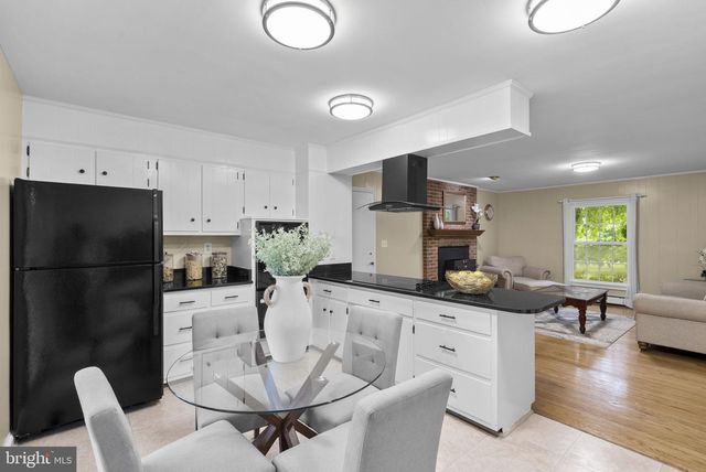 17701 STONERIDGE DR, Gaithersburg, MD 20878