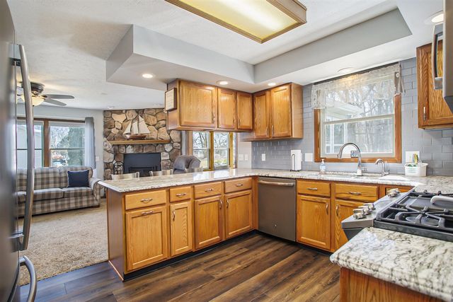 437 Kenaston Drive, Coldwater, MI 49036