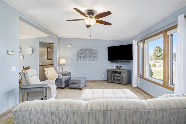 437 Kenaston Drive, Coldwater, MI 49036