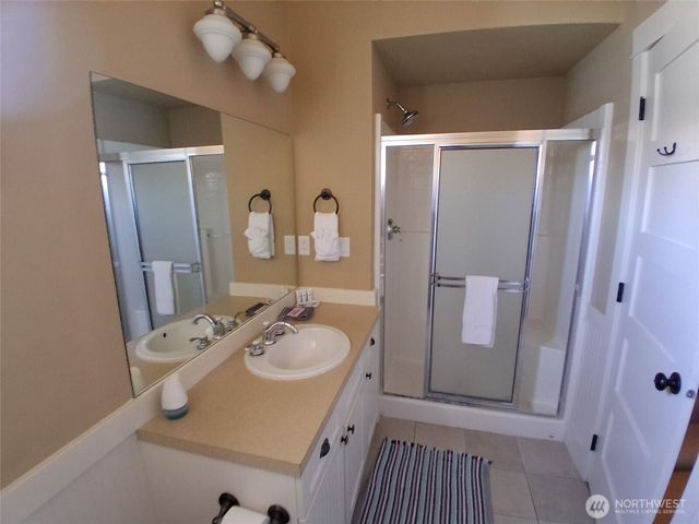 125 Barefoot Lane, Oroville, WA 98844