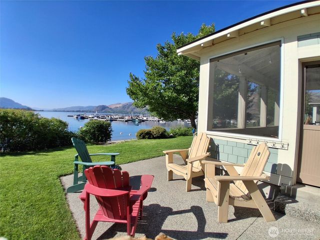 125 Barefoot Lane, Oroville, WA 98844