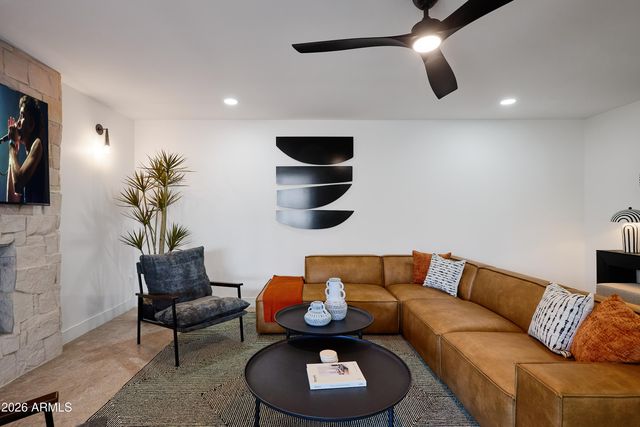 6242 E REDFIELD Road, Scottsdale, AZ 85254