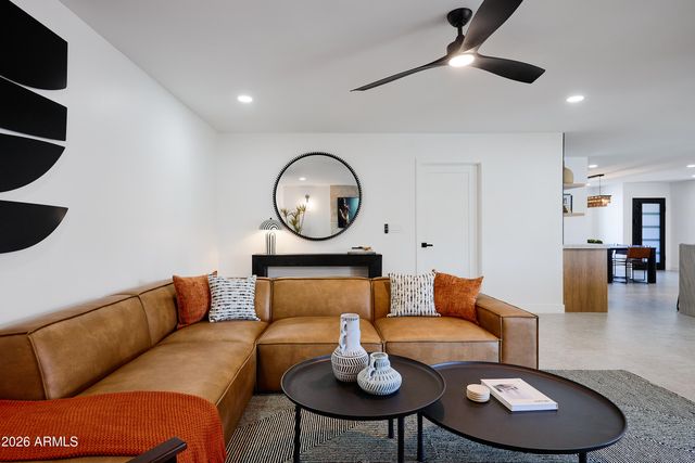 6242 E REDFIELD Road, Scottsdale, AZ 85254