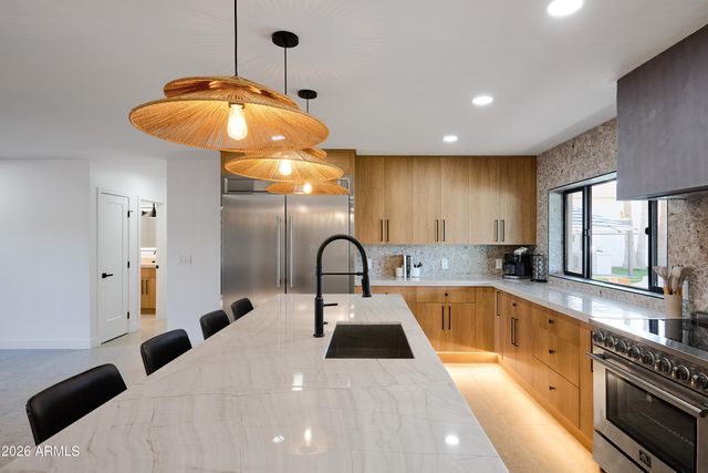 6242 E REDFIELD Road, Scottsdale, AZ 85254