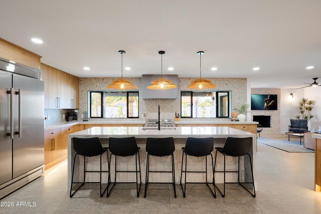 6242 E REDFIELD Road, Scottsdale, AZ 85254
