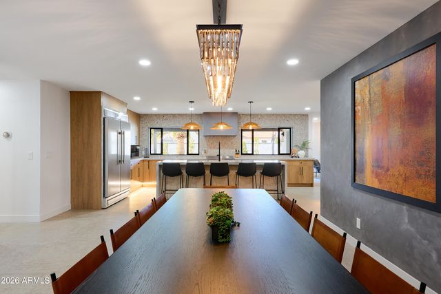 6242 E REDFIELD Road, Scottsdale, AZ 85254