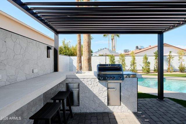6242 E REDFIELD Road, Scottsdale, AZ 85254
