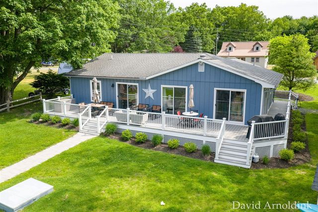 1967 N White Birch Drive, Mears, MI 49436
